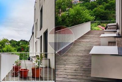 Apartament cu terasă de 27.5 mp, parcare și panoramă, Șchei - 2