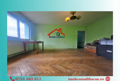 Apartament cu 3 camere semidecomandat în Orizont