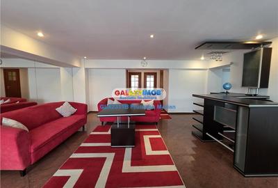 Apartament cu 3 camere semidecomandat, mobilat în Drumul Taberei