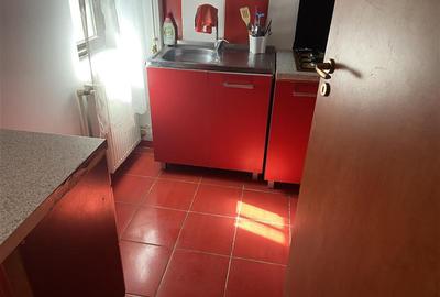 Garsoniera de vanzare , zona Spitalul Judetean Focsani , et 1 3 , 38 mp , renova - 11