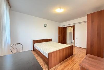 Vanzare garsoniera decomandata in bloc de apartamente, zona Garii - 4