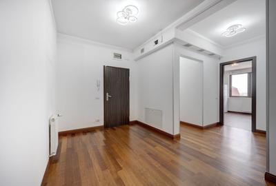 Soseaua Sisesti -  6 camere, 242 mp –2 parcari--Comision 0% - 13