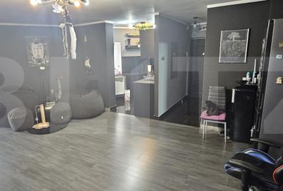 Apartament cu 3 camere semidecomandat, mobilat în Gheorgheni