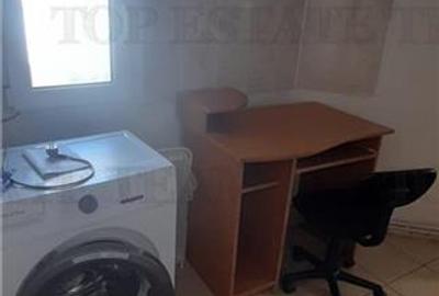 Unirii Marasesti apartament  in vila etaj 1/2 - 8