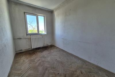 Apartament 3 camere de vânzare | Km 4-5 - 4