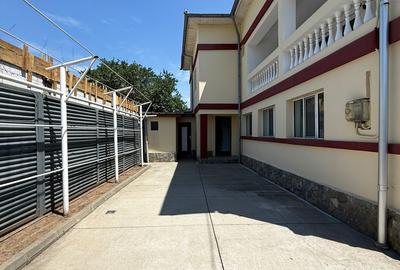 Muntele Mare | Casa cu 5 Camere | 200 mp | 8 Minute de Metrou | COMISION 0% - 3