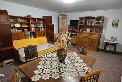 Vanzare casa cu 300 mp teren, Schei-Biserica Sfanta Treime, acces din 2 strazi - 5