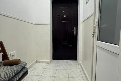 Garsonieră decomandată în Buziașului