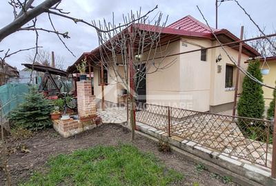 Casa individuala, 100 mp utili, 242 mp teren, Str. Trandafirilor - 10