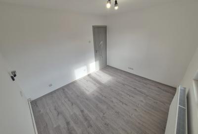 2Cam--Sagului-7 Min de Spitalul Judetean--Renovat--45MP-75.000 Euro!Neg - 9