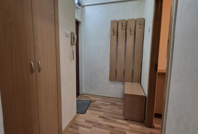Semidecomandat, mobilat, utilat, parter, Calea București-Piața de Flori - 6
