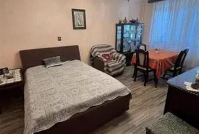Vanzare Apartament 3 Camere Decomandat Giurgiului-Almasu Mare - 2