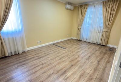 Apartament cu 3 camere decomandat, mobilat în Timișoara