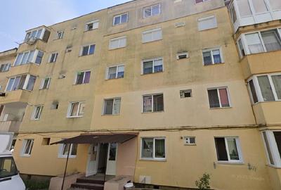 Apartament cu 3 camere decomandat în Feldioara