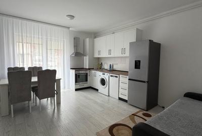 Apartament cu 2 camere semidecomandat, mobilat în Independenței