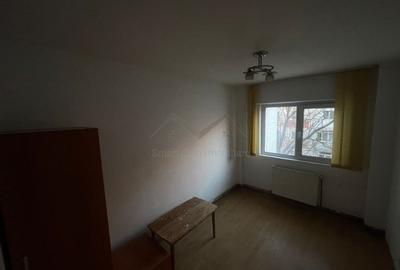 Apartament 3 camere dacia etajul 2 - 4