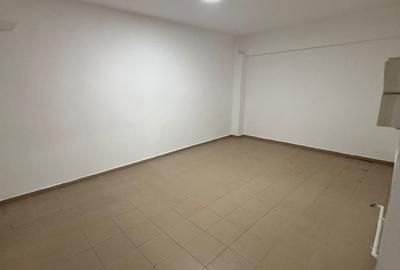 Spatiu cu vizibilitate stradala - 3
