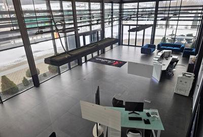 Spațiu comercial, de 1,200 mp, în Exterior Sud