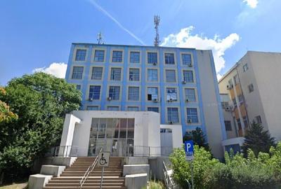 Spațiu comercial, de 3,023 mp, în Central