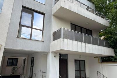 Banu Manta, liceu Ion Neculce, de inchiriat apartament la parter + curte! - 2