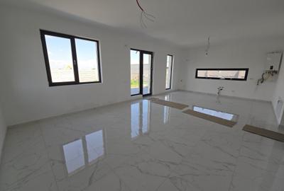 Casa individuala | 3 Camere - 4