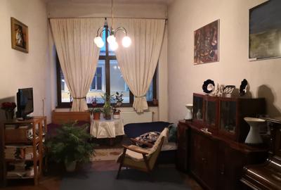 Apartament spatios , cu farmec deosebit -zona Posta Veche - 2