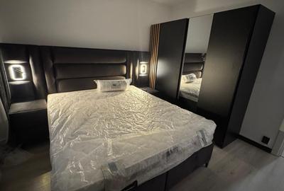 Apartament cu 3 camere decomandat în Apusului