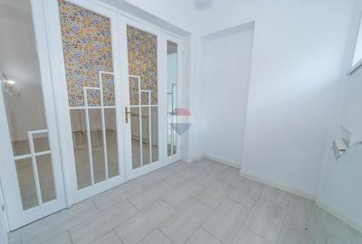 Apartament de vanzare 137 mp, zona centrala, curte proprie - 37
