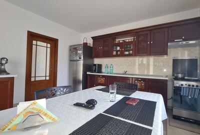 Vila impozanta in zona linistita la 15 minute de capitala! - 16