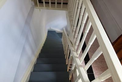 CENTRU SALA SPORTURILOR(COD03)- Casa interbelica si curte generoasa ! - 9