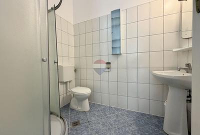 Parte de casă cu 3 camere, curte proprie și teren – Str. Ion Baiulescu - 16