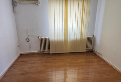 Casa singur curte, zona superba - 16