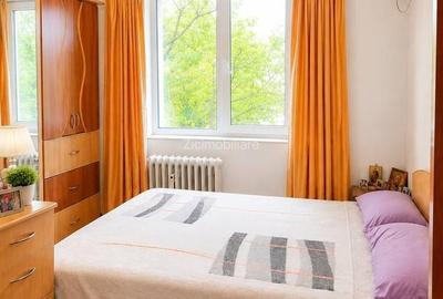 Apartament cu 3 camere decomandat în Dristor