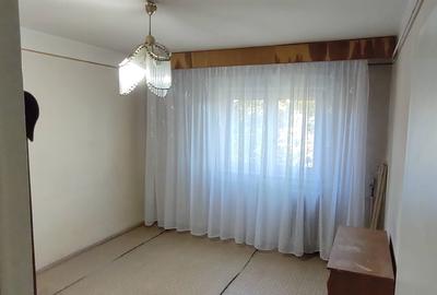 Apartament cu 2 camere decomandat în Cantacuzino