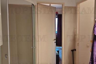 Apartament de 3 camere ultracentral, 2 intrari, lift cu acces privat, pod pentru - 20