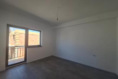 ​Vilă modernă de mijloc, finalizată la cheie | P+E+M | Curte proprie 130 mp - 11