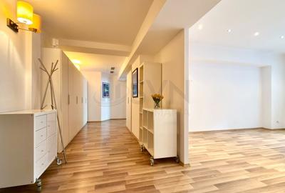 Apartament cu 3 camere decomandat, mobilat în Vitan-Bârzești
