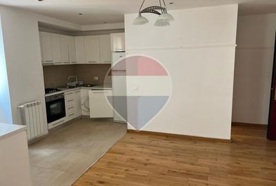INCHIRIERE Apartament cu 3 camere in zona Nordului - 2