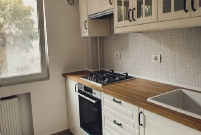 Apartament 4 camere decomandat/ Bd Magheru, CA Rosetti/ Metrou Piata Romana - 2