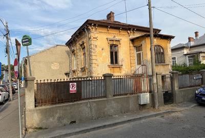 Vand Casa zona Unirii - 1