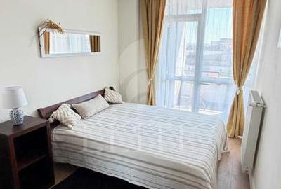 Apartament cu 2 camere semidecomandat, mobilat în Central