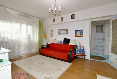 Apartament cu 2 camere semidecomandat în Dristor