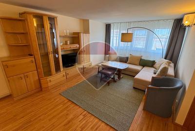 DE ÎNCHIRIAT apartament spatios cu 2 camere în vilǎ - 1