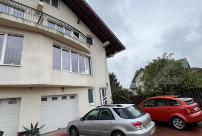 Duplex cu 9 camere în Sângeorgiu de Mureș
