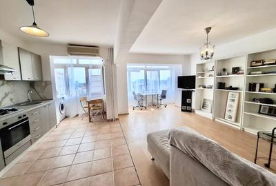 Apartament cu 3 camere decomandat, mobilat în Arcul de Triumf