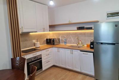 Apartament cu 2 camere semidecomandat, mobilat în Zorilor