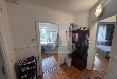 Apartament 2 camere de vânzare – Tractorul, str. Bronzului - 8