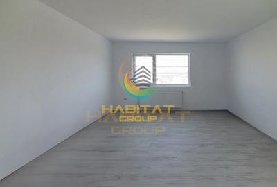 Apartament cu 3 camere semidecomandat în Berceni