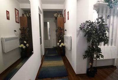 Apartament cu 3 camere decomandat în Mihai Viteazul