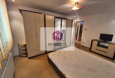 Vand apartament 2 camere Micro 3 - 5
